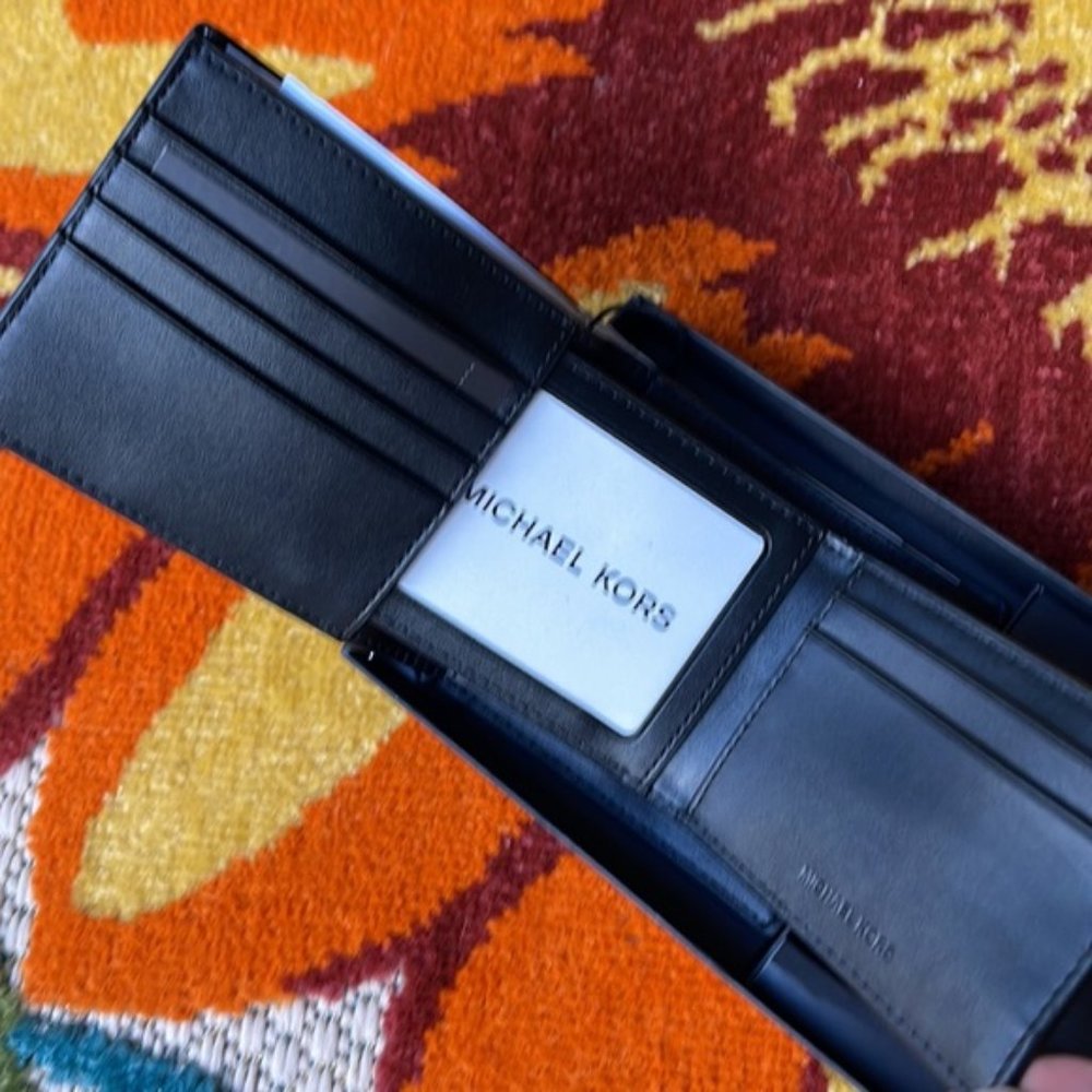 Michael Kors Men`s Gifting Bifold 3 in 1 Wallet Box Set Admiral Multi - Picture 7 of 14